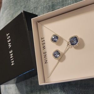 Gorgeous blue crystal necklace and earring set by nine west